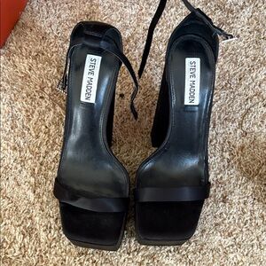 Steve Madden Elegant Black Heels